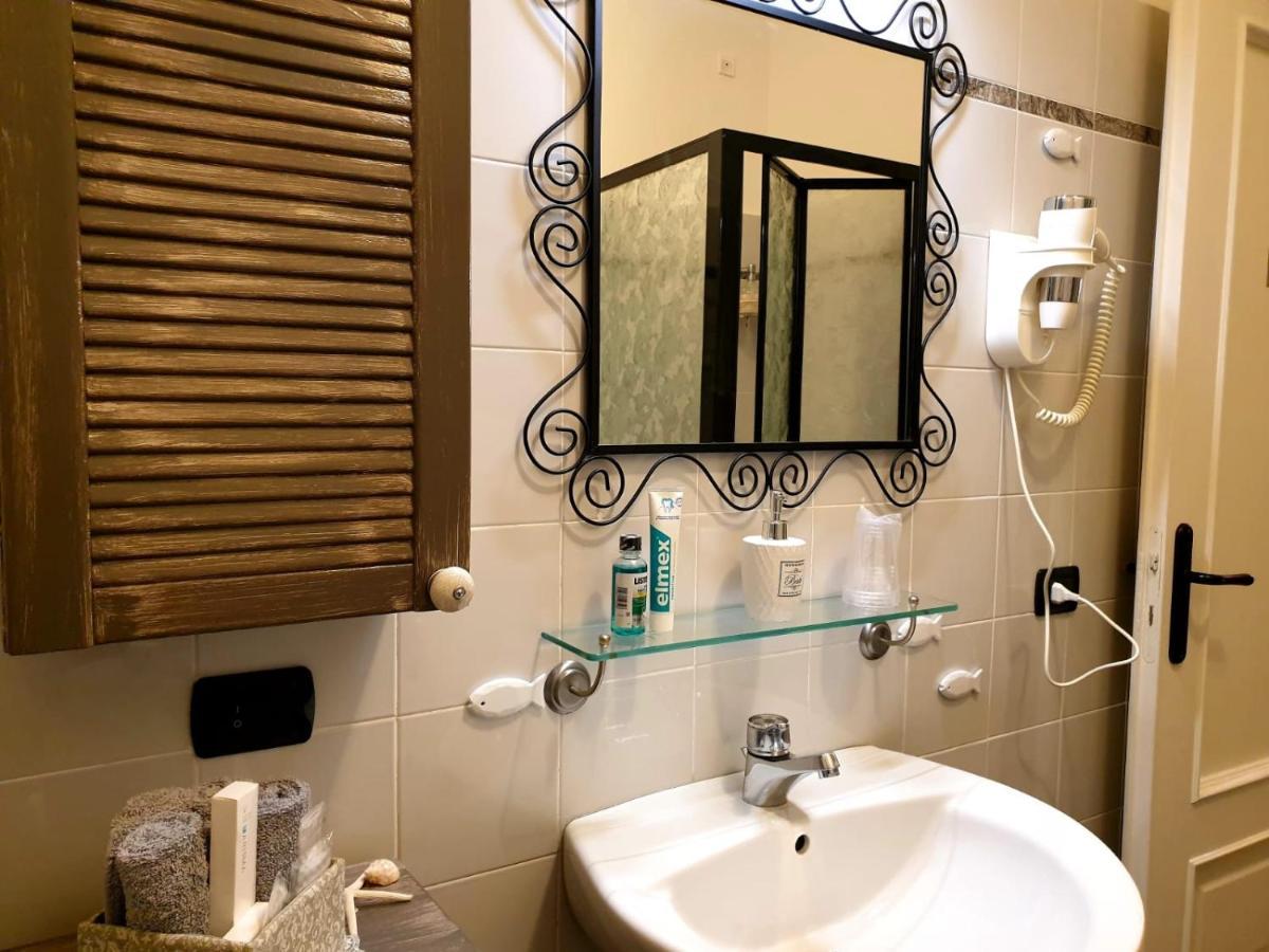 B&B Le Bouganville Lavagna Dış mekan fotoğraf